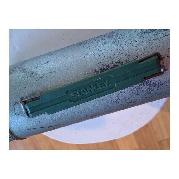 Stanley Vintage Made in USA Aladdin Green Vacuum Bottle Thermos A-944DH Quart - Picture 8 of 16